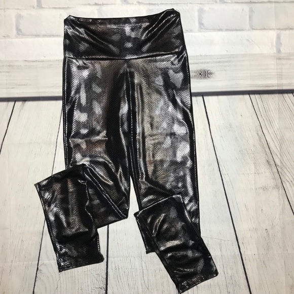 Metallic Silver Legging - Picture 2 of 2